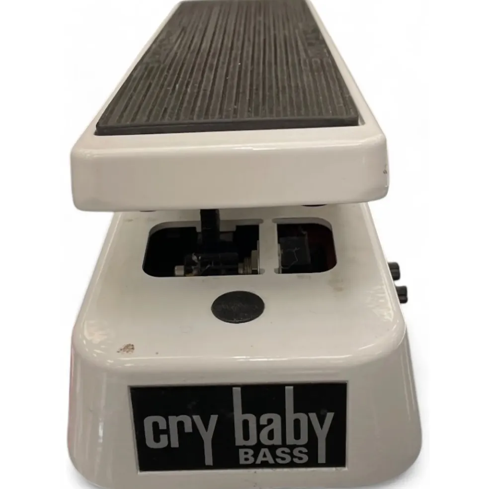 Used Dunlop 105Q Cry Baby Bass Wah Bass Effect Pedal