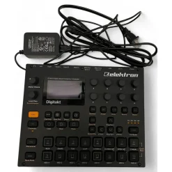Used Elekstron DIGITAKT DRUM SAMPLER Drum Machine