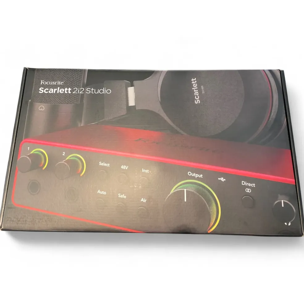 Used Focusrite Scarlett 2i2 Studio 4th gen Audio Interface