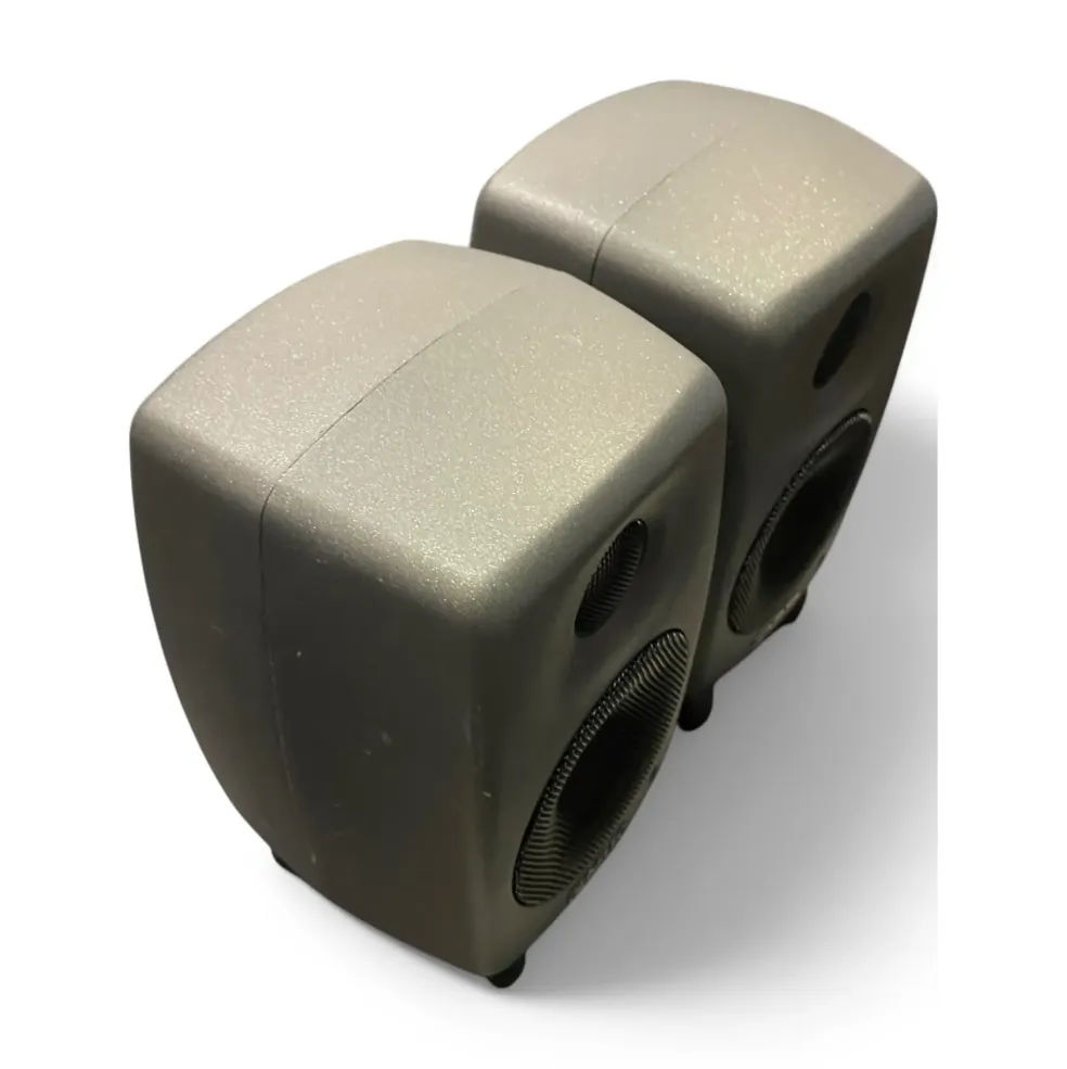 Used Genelec 8010A Pair Powered Monitor