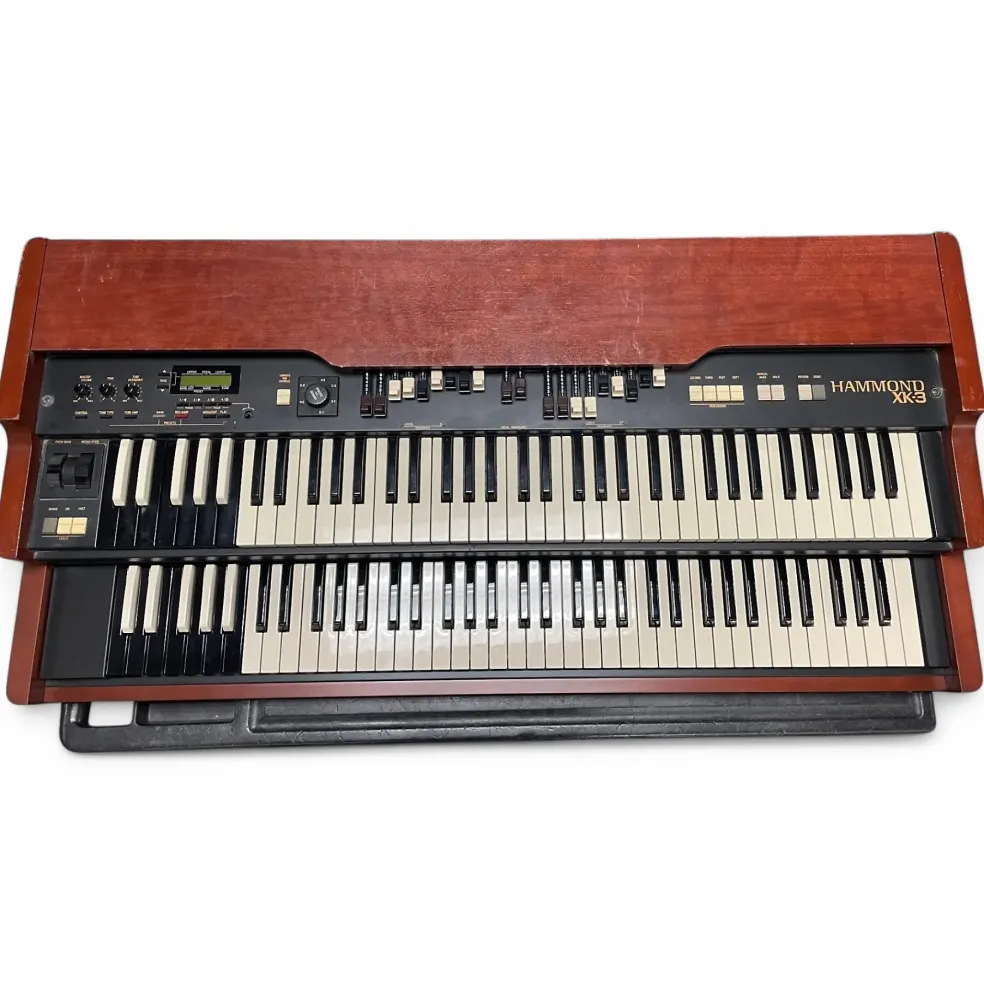 Used Hammond XK3 with XLK3 Drawbar Organ