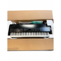 Used Kawai MP11 Arranger Keyboard