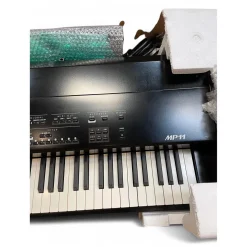 Used Kawai MP11 Arranger Keyboard