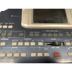 Used KORG pA500 Arranger Keyboard
