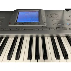 Used KORG pa1x Pro Arranger Keyboard