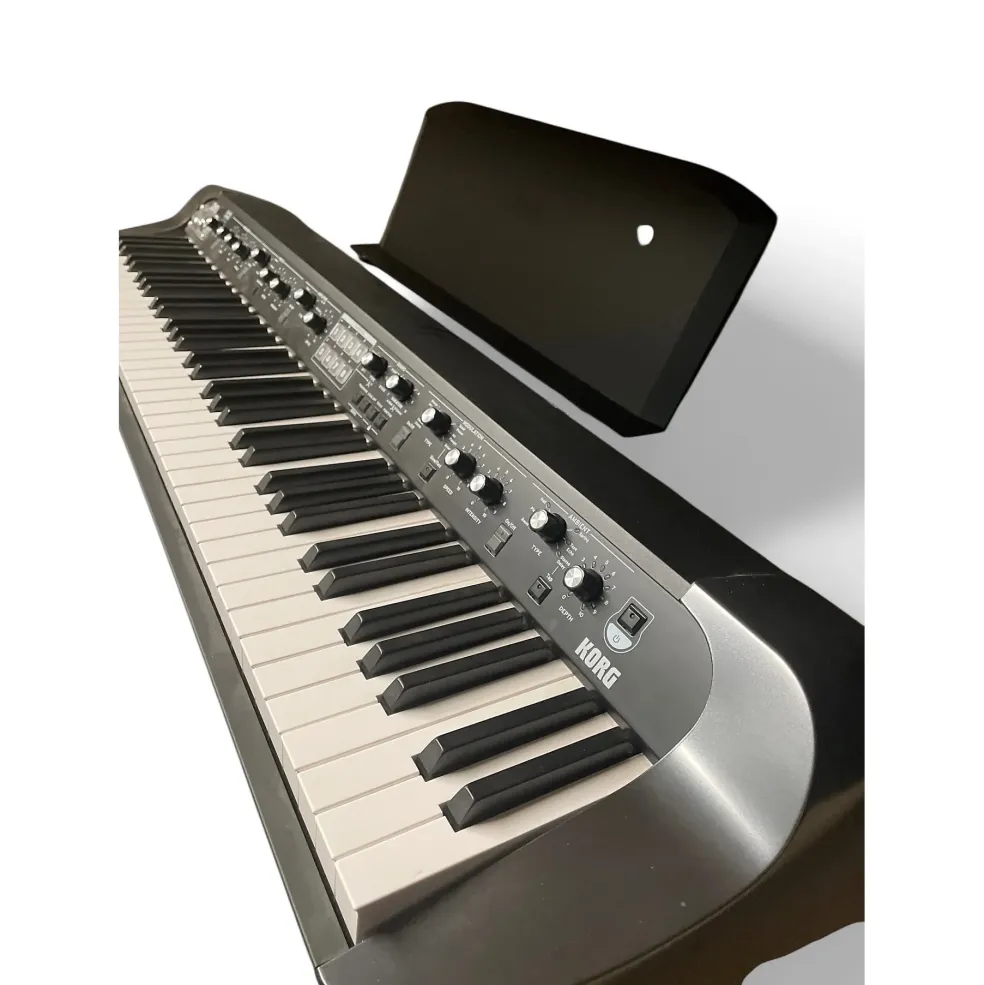 Used KORG SV-2 Stage Piano