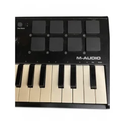 Used M-Audio Axiom Air Mini 32 MIDI Controller