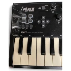 Used M-Audio Axiom Air Mini 32 MIDI Controller