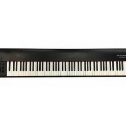 Used M-Audio HAMMER 88 MIDI Controller