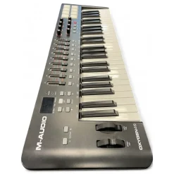 Used M-Audio Oxygen 49 Key MIDI Controller