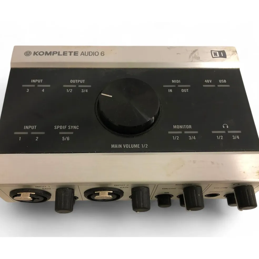 Used Native Instruments KOMPLETE AUDIO 6 Audio Interface