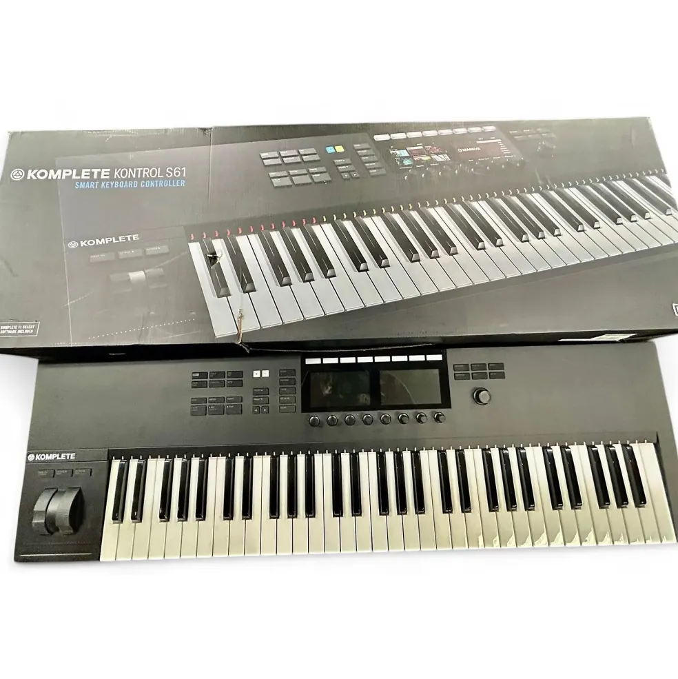 Used Native Instruments Komplete Kontrol S61 MK2 MIDI Controller
