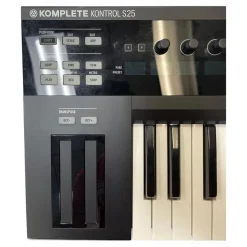 Used Native Instruments Komplete Kontrol S88 MK2 MIDI Controller