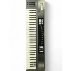 Used Native Instruments Komplete Kontrol S25 MIDI Controller