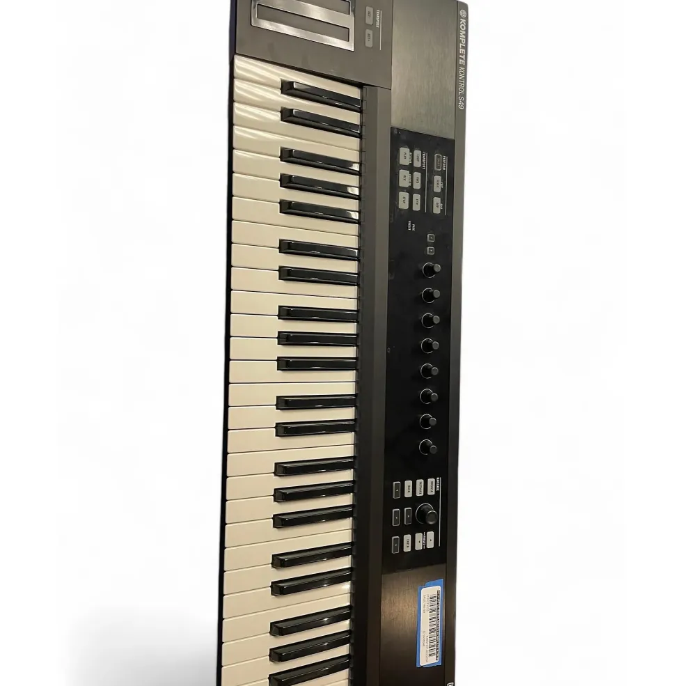 Used Native Instruments Komplete Kontrol A25 MIDI Controller
