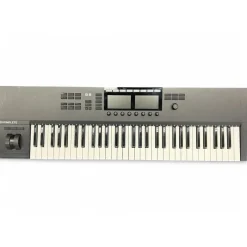 Used Native Instruments Komplete Kontrol S61 MK2 MIDI Controller