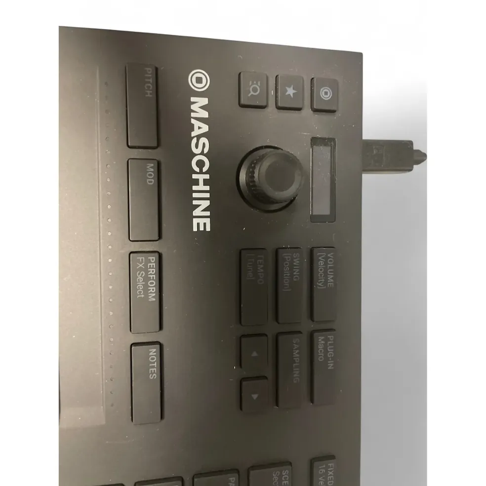 Used Native Instruments Maschine MK3 MIDI Controller