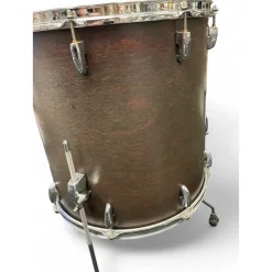 Used Pearl Masterworks Floor Tom Satin Mahogany Drum