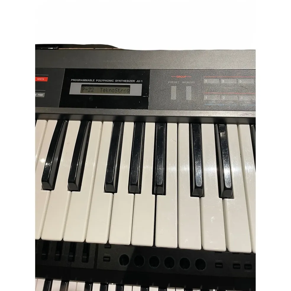 Used Roland Alpha Juno 1 Synthesizer