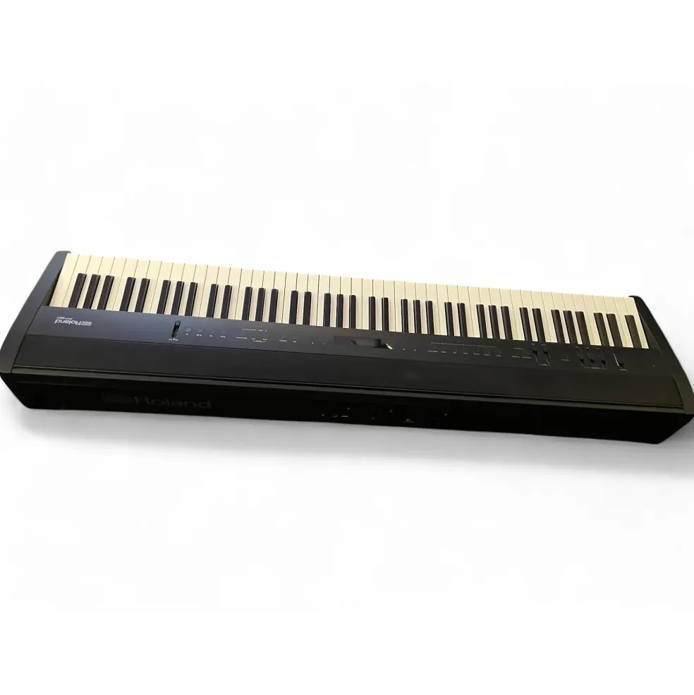 Used Roland FP60 Digital Piano