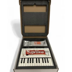 Used Roland JU06A SUPREME Synthesizer