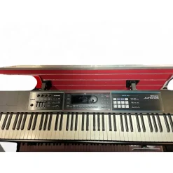 Used Roland JUNO DS Synthesizer
