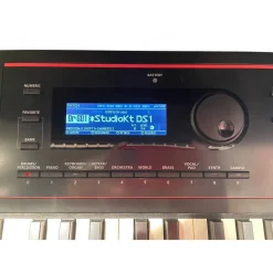 Used Roland juno ds-88 Synthesizer