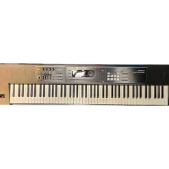 Used Roland juno-DS88 Synthesizer