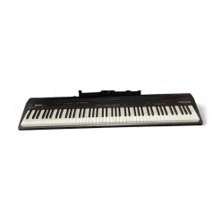 Used Roland R-C-CCM-GO-88-P Portable Keyboard