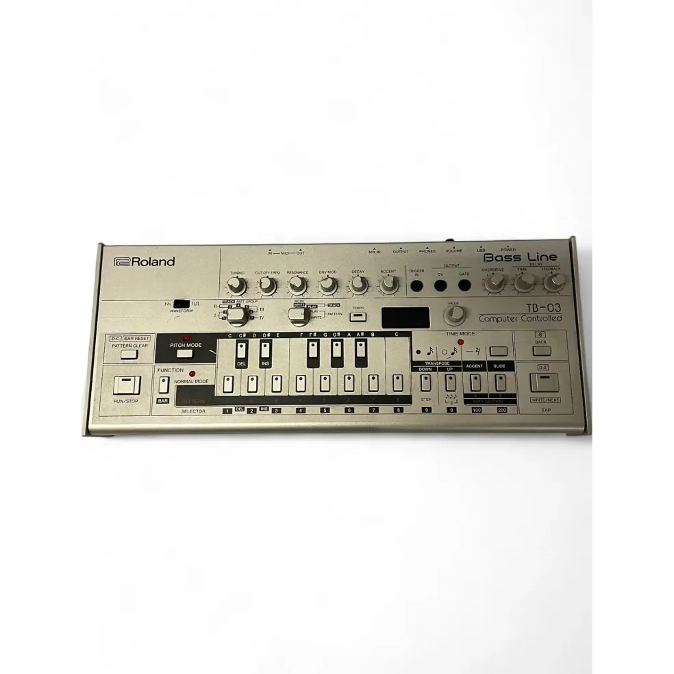Used Roland TB-03 Synthesizer