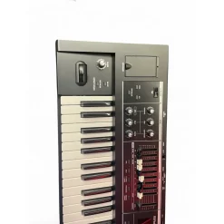 Used Roland vr-09 Portable Keyboard