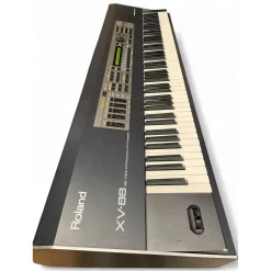 Used Roland XV-88 Synthesizer