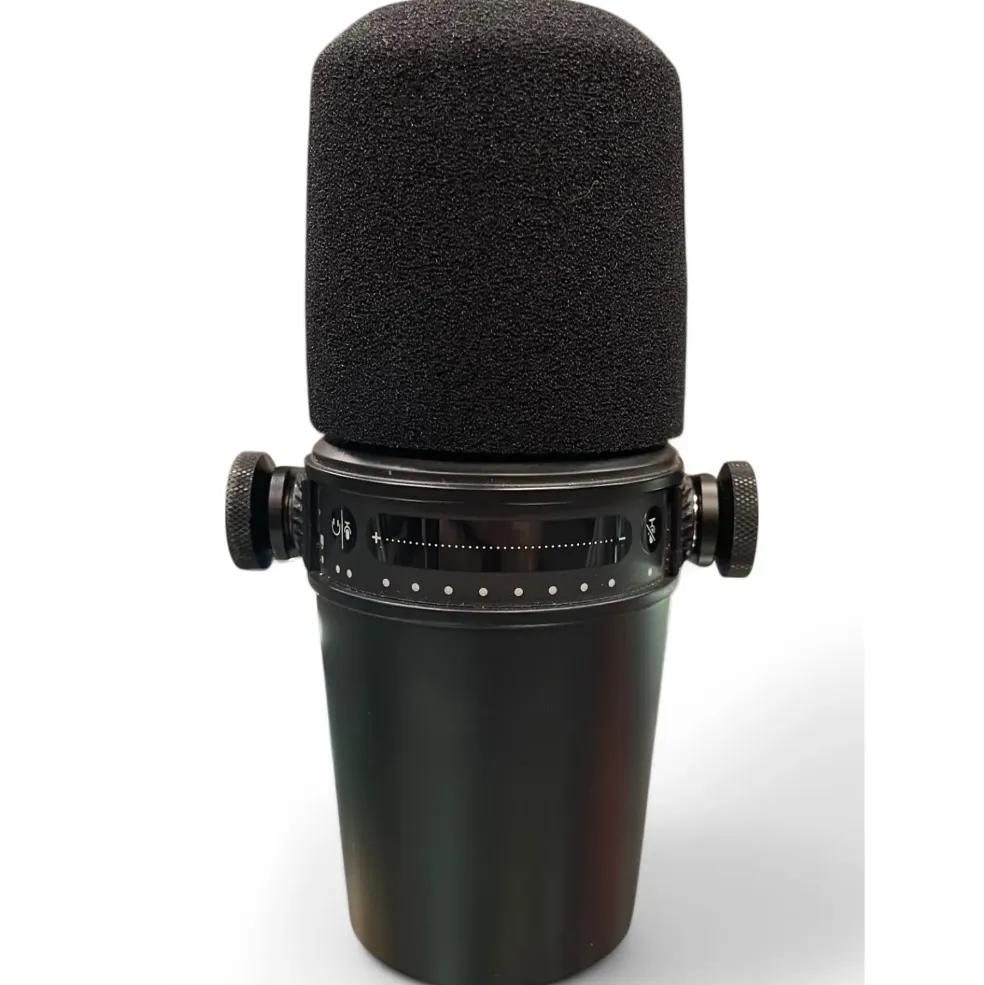 Used Shure MV7 Dynamic Microphone