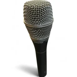 Used Shure SM7 Dynamic Microphone