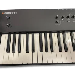 Used Studiologic Numax 73 Stage Piano
