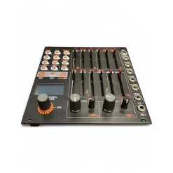 Used Winter Plankton Zaps Synthesizer