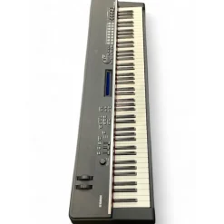Used Yamaha CP4 Stage Piano