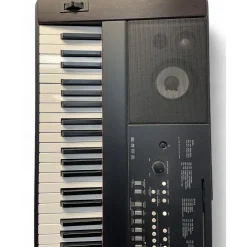Used Yamaha DGX650 88 Key Portable Keyboard