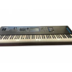 Used Yamaha DGX 670B Digital Piano