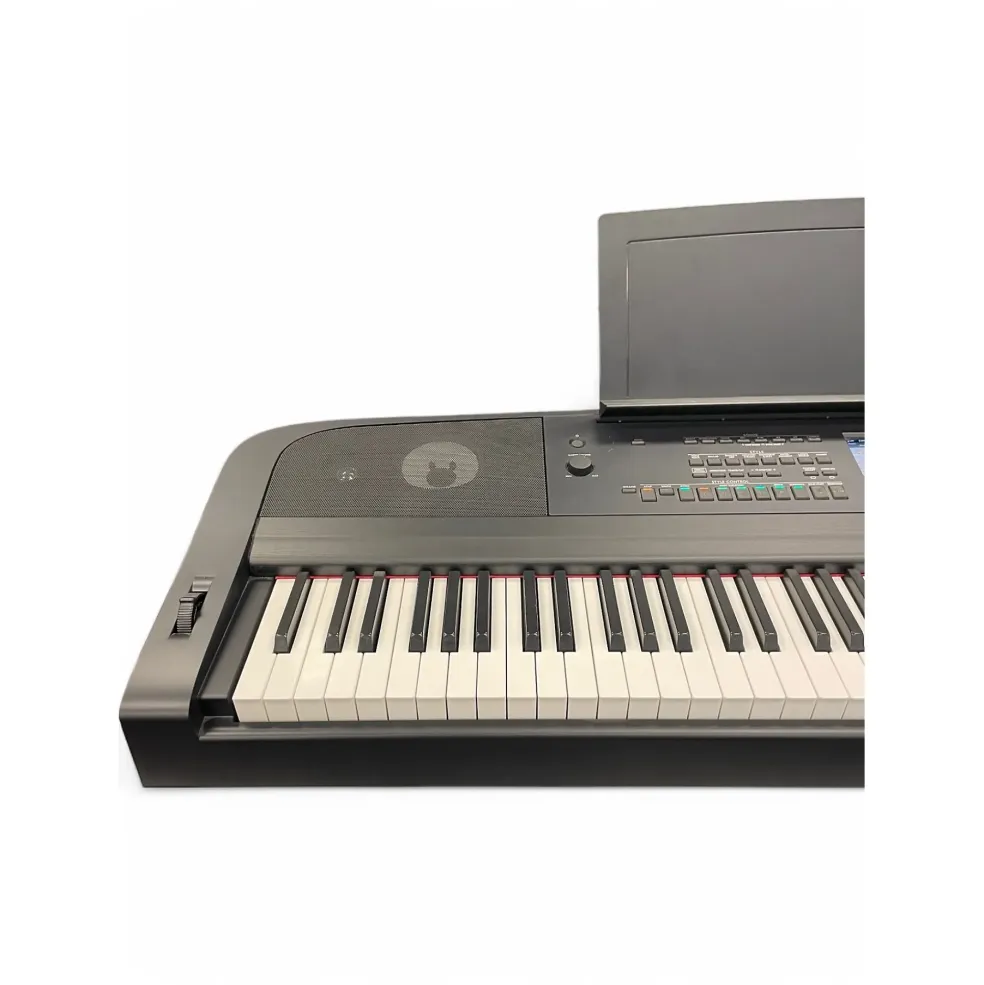 Used Yamaha DGX670 Digital Piano