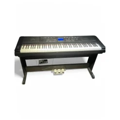 Used Yamaha DGX660 Portable Keyboard