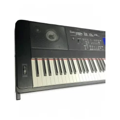 Used Yamaha DGX660 Portable Keyboard