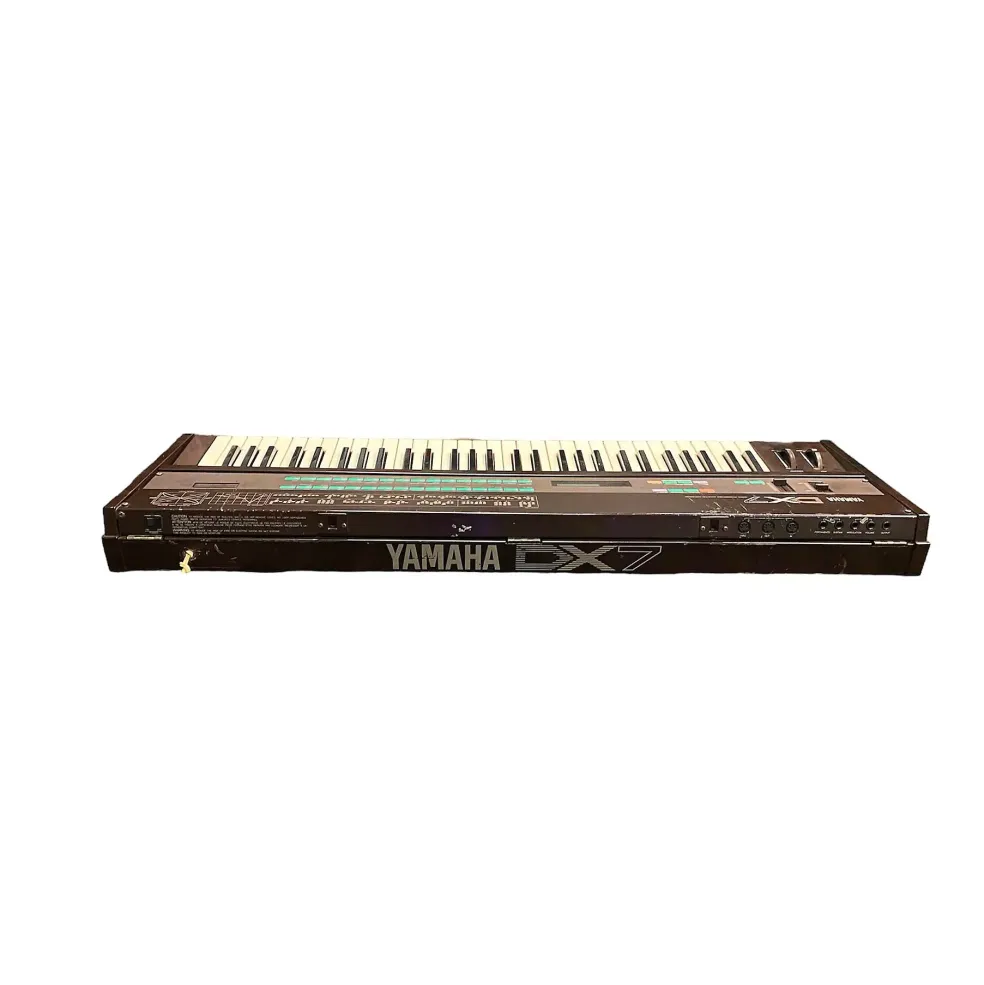 Used Yamaha Dx7 Synthesizer 61 Key Keyboard Synthesizer