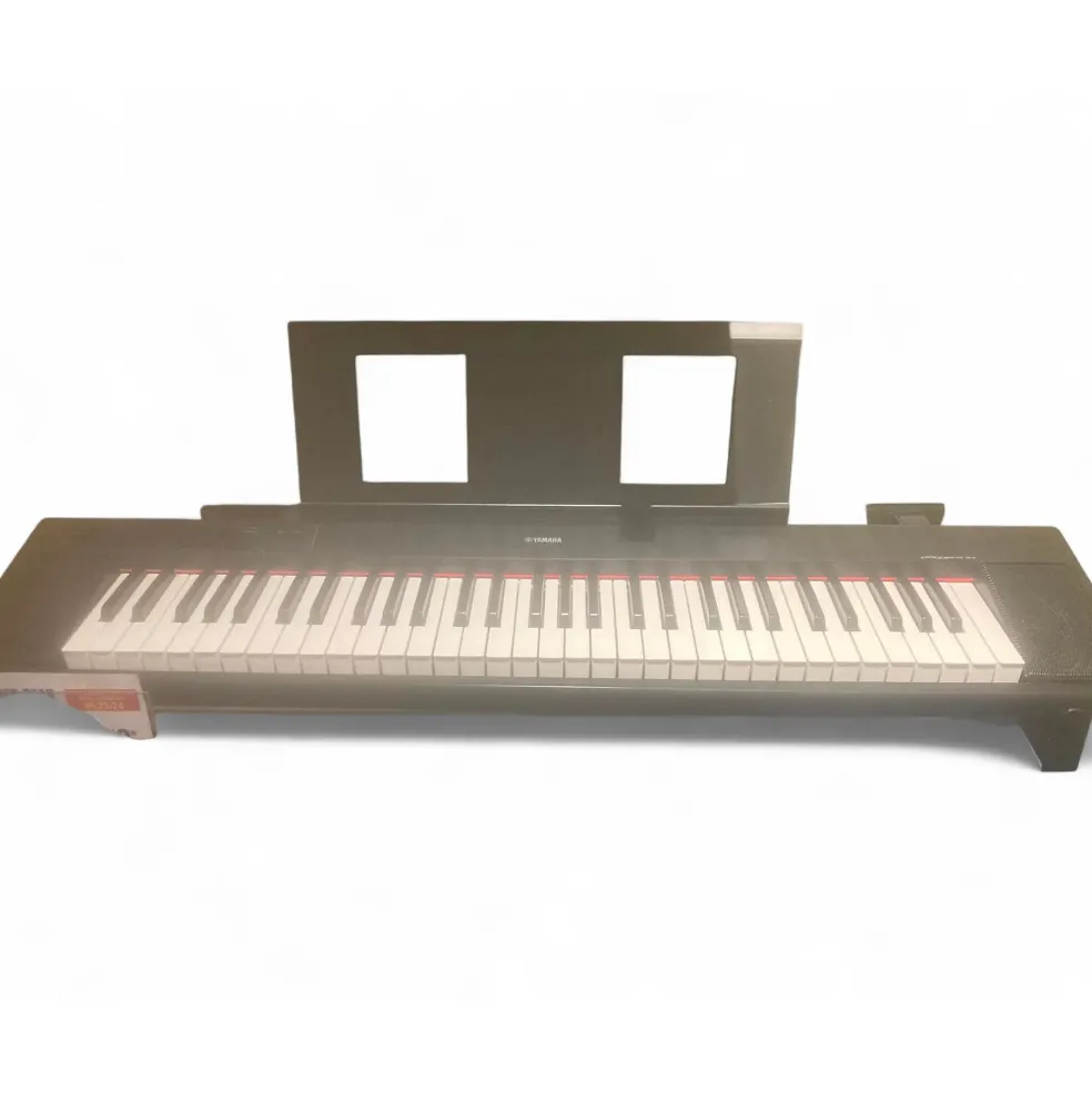 Used Yamaha Piagerro Np-12b Digital Piano