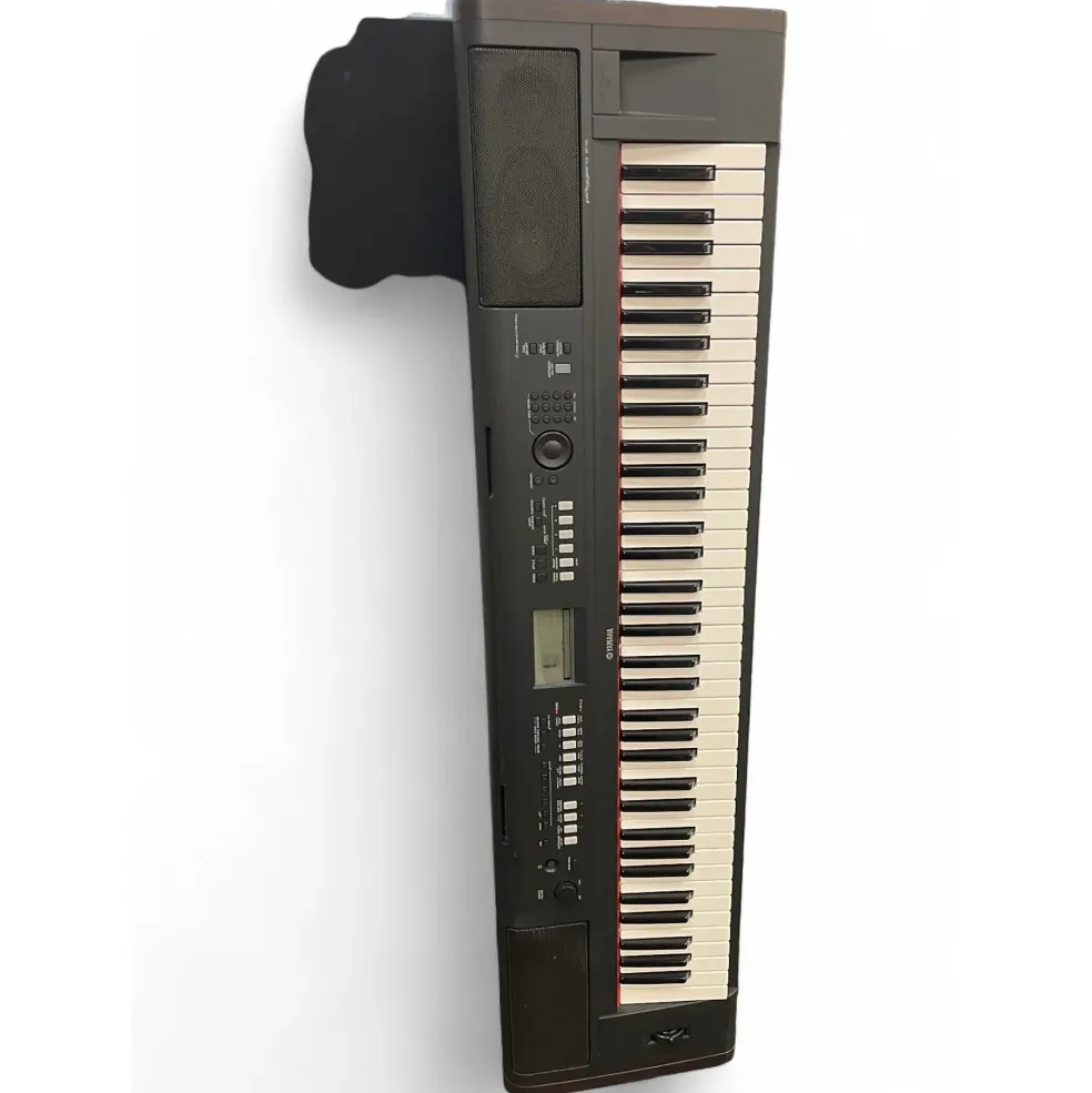 Used Yamaha PIAGGERO NP-v80 Digital Piano
