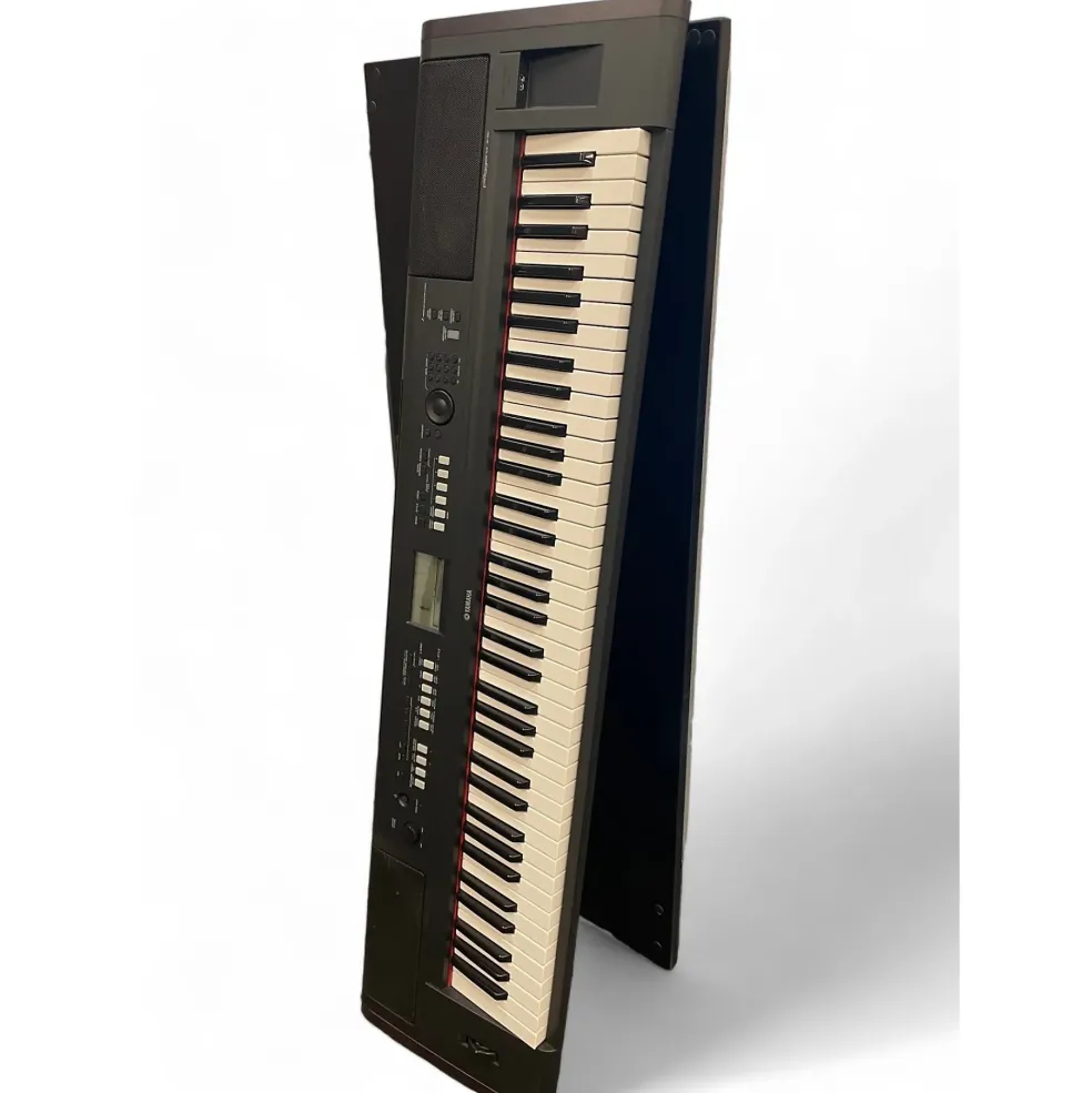 Used Yamaha PIAGGERO NP-v80 Digital Piano