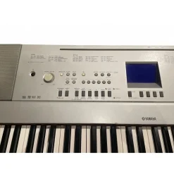 Used Yamaha PORTABLE GRAND DGX-640 Digital Piano