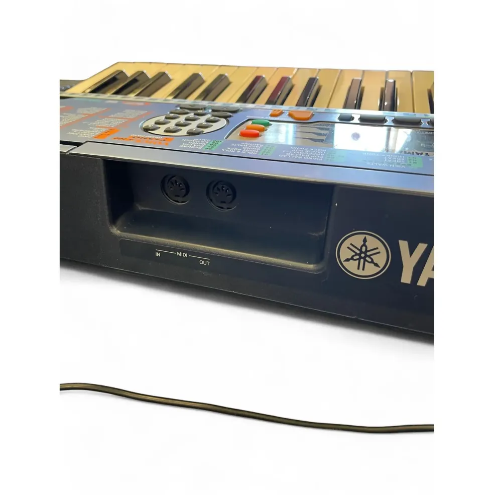 Used Yamaha PSR140 Portable Keyboard