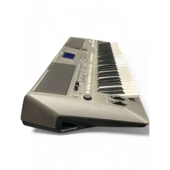 Used Yamaha PSR S670 Arranger Keyboard