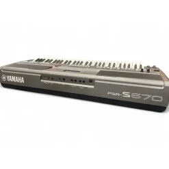 Used Yamaha PSR S670 Arranger Keyboard